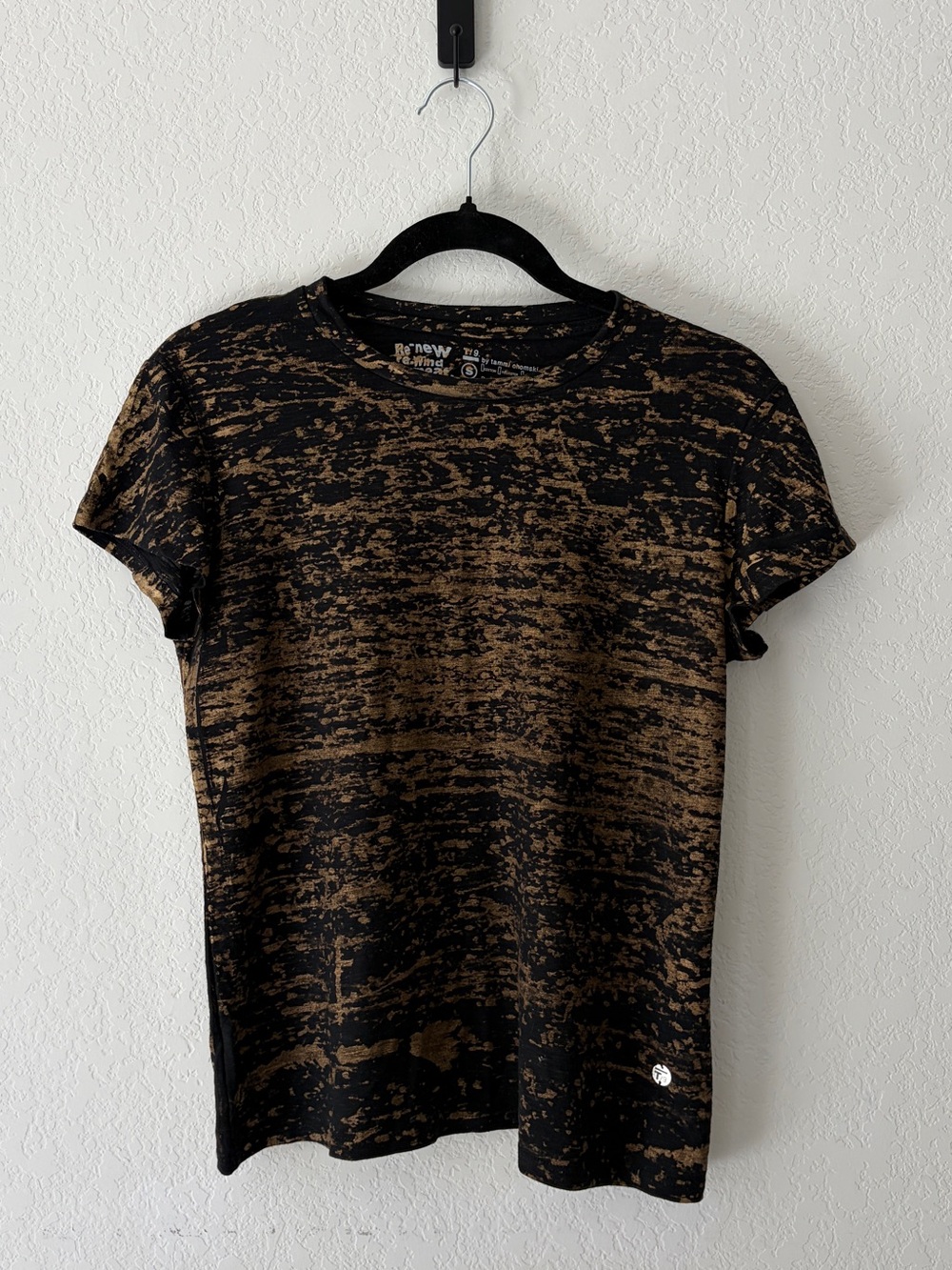 ACID WASH BLEACH DYE TEE S BLACK GOLD DISTRESSED GRUNGE T/9 TAMMI CHOMSKI